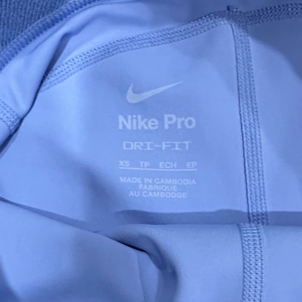 Nike Pro Light Blue Shorts - Picture 2 of 3